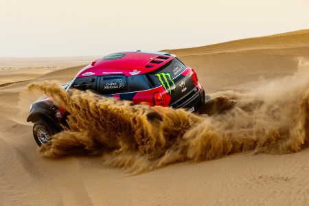 Những chiếc Mini tham gia giải đua Dakar khốc liệt sẽ là nguồn cảm hứng cho Countryman thế hệ mới